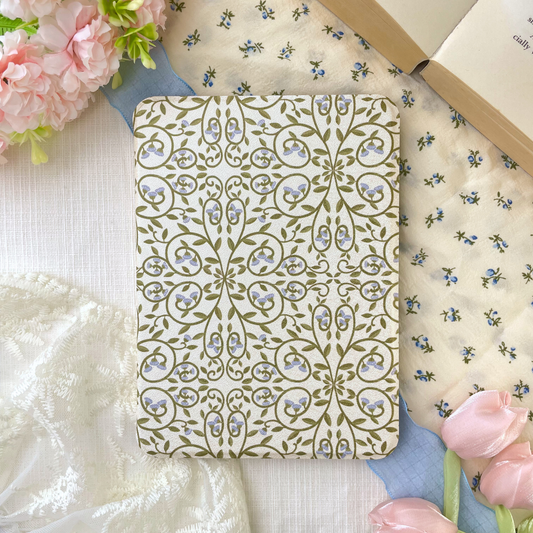 evergreen filigree kindle case