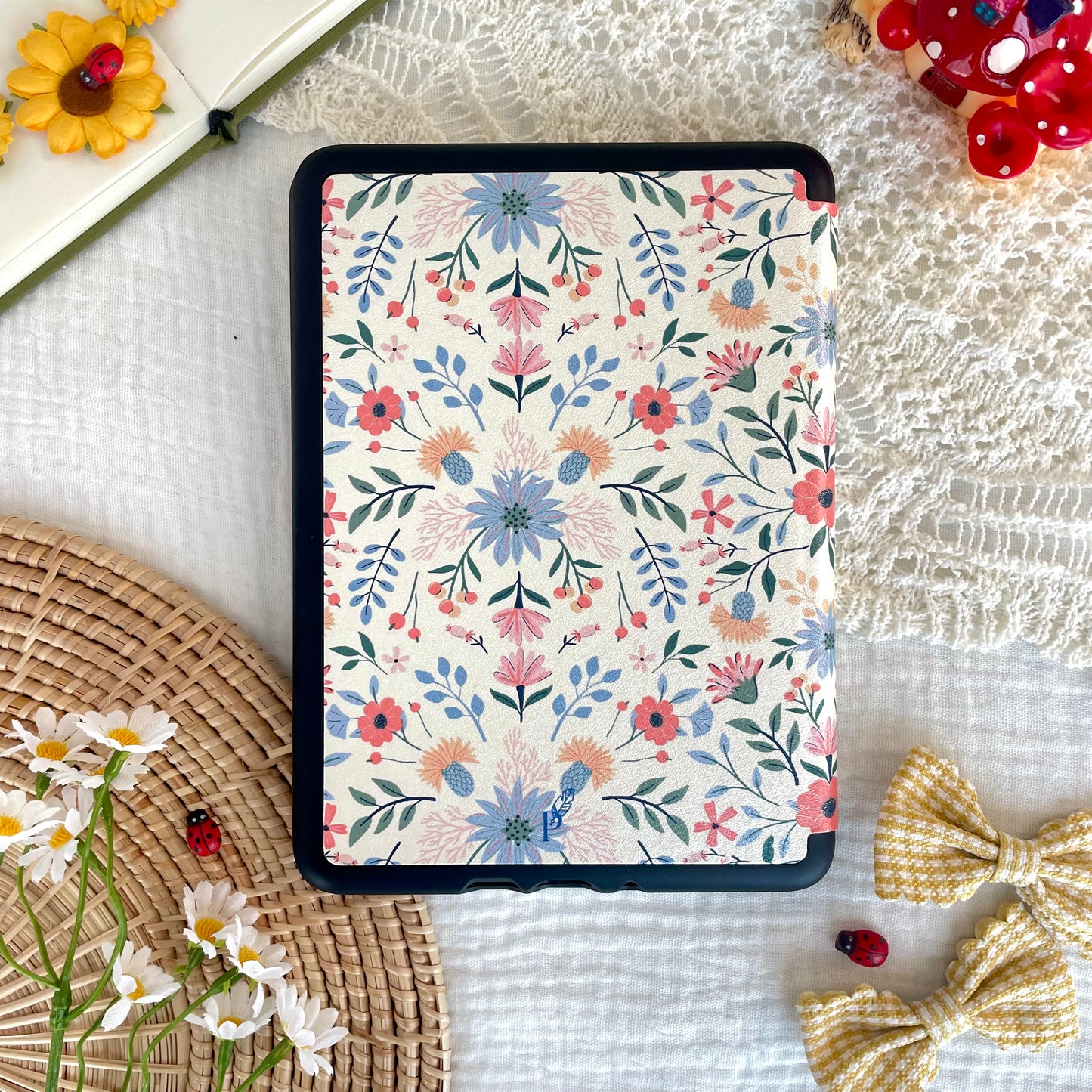 wild waltz kindle case