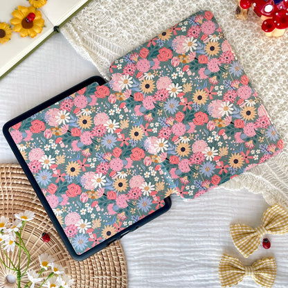 toadstools and tangled blooms kindle case