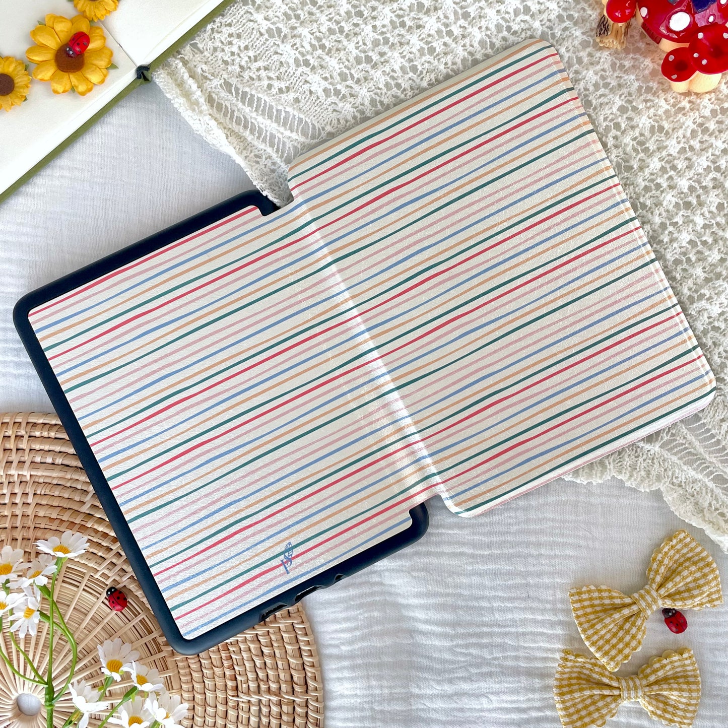 sunspelled strokes kindle case