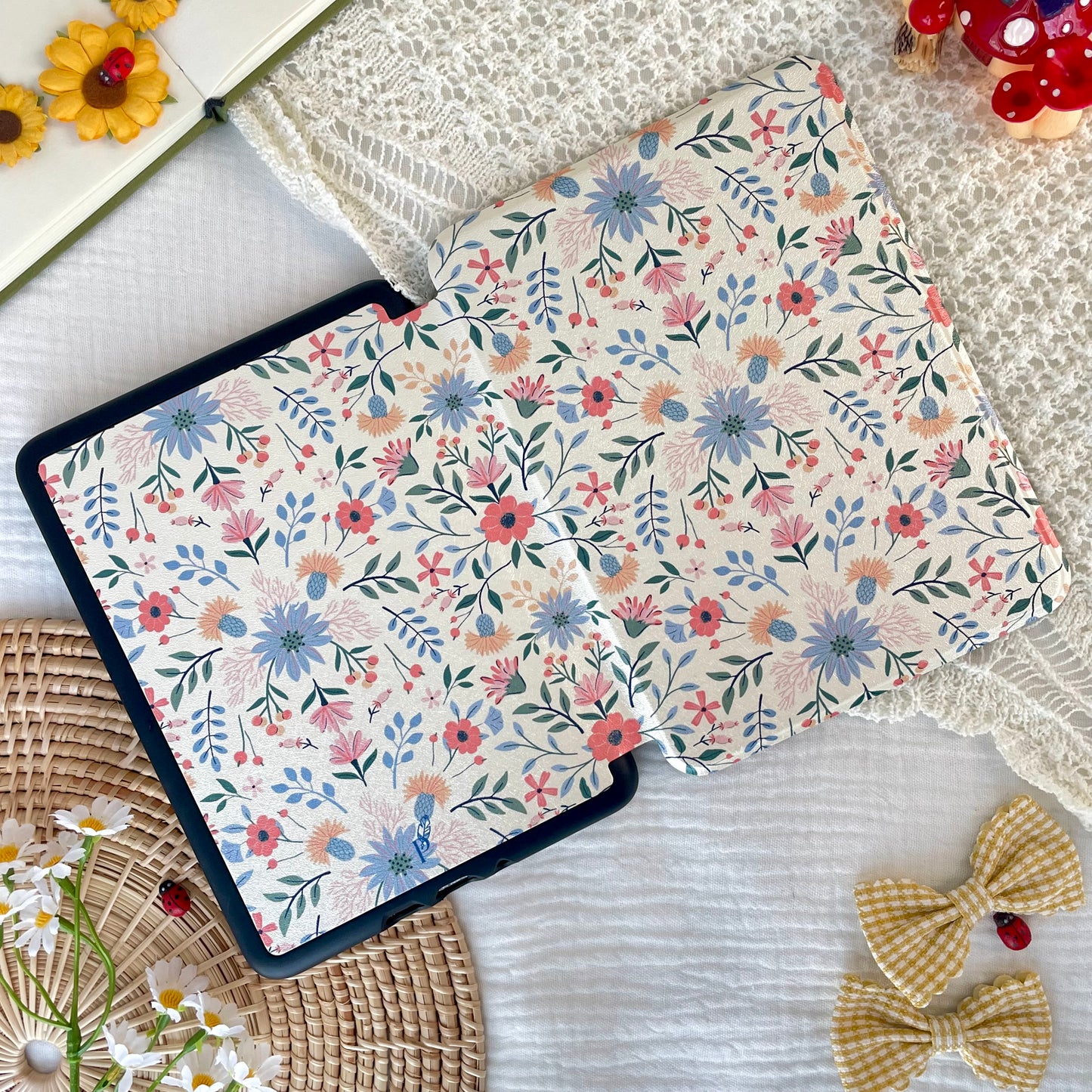 wild waltz kindle case