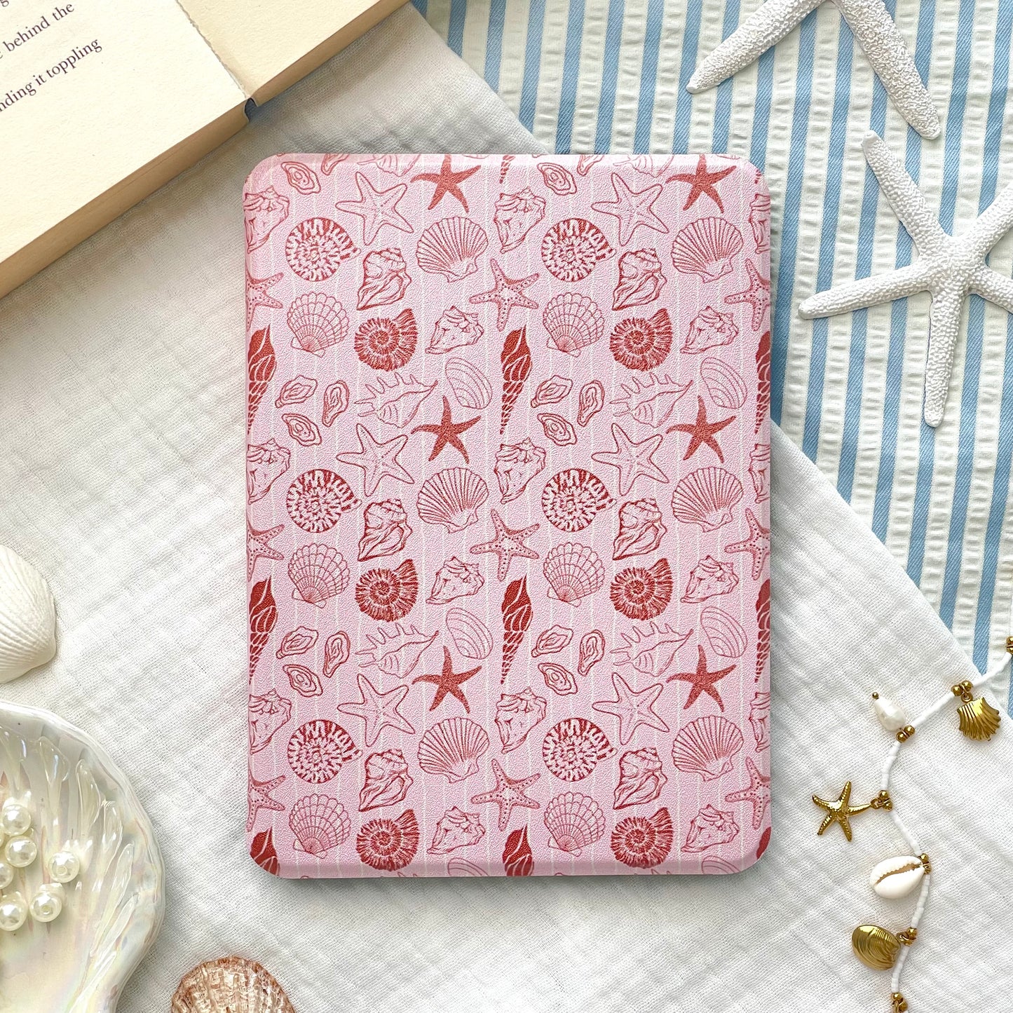 conches & coral kindle case