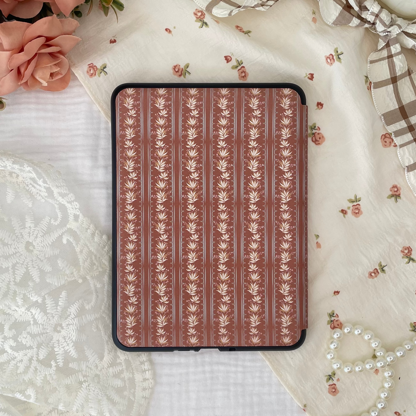 warm sepia kindle case