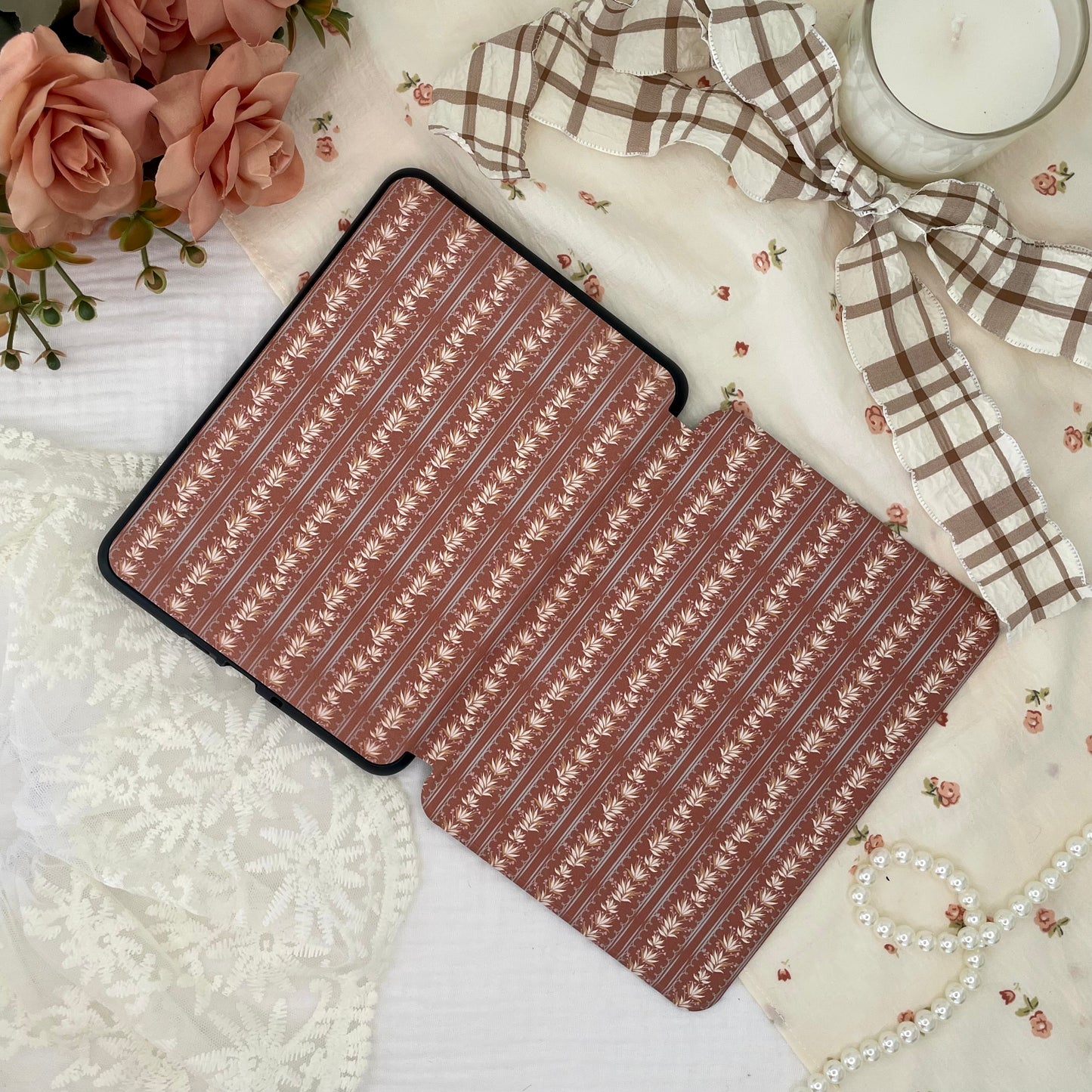 warm sepia kindle case