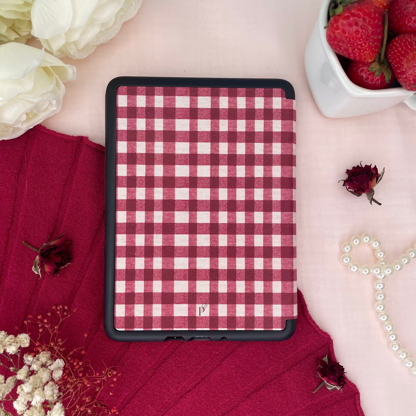 raspberry linen kindle case