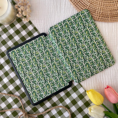 garden lattice kindle case